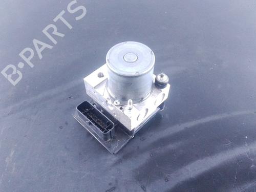 Used ABS pump PEUGEOT 5008 (0U_, 0E_) 2.0 HDi 150 / BlueHDi 150 (150 hp) 31947263