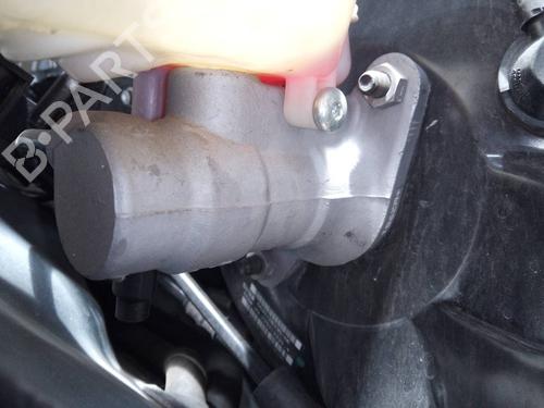 Used Brake master cylinder LAND ROVER FREELANDER 2 (L359) 2.2 SD4 4x4 (190 hp) 10081679