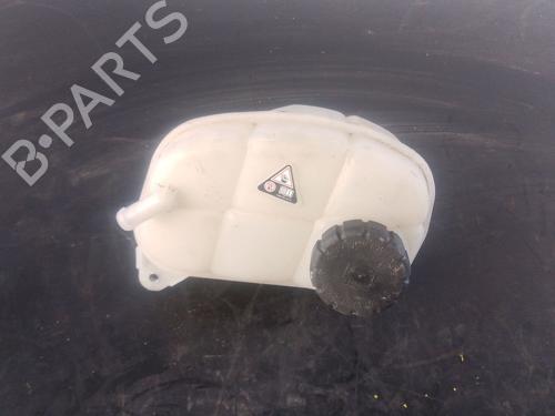 expansion-tank-mercedes-benz-vito-tourer-w447-2014-36879820 main image