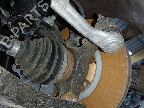 Used Right front steering knuckle OPEL CORSA F (P2JO) 1.2 (68) (101 hp) 28107234