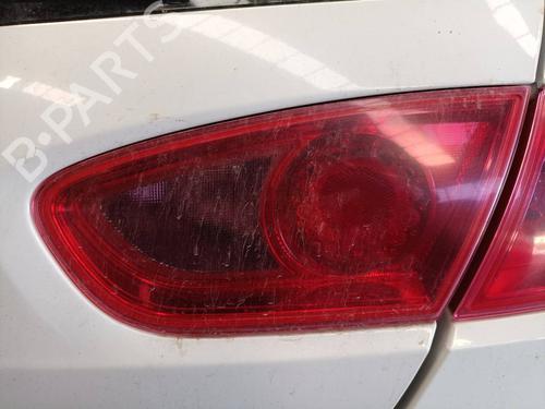 Used Right tailgate light SEAT LEON (1P1) [2005-2013]  19534846