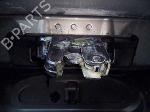 Bakluke lås AUDI A4 B7 (8EC) 2.0 TDI (170 hp) 22335215