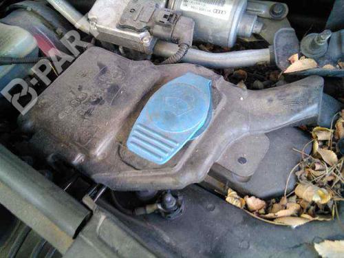 windscreen-washer-tank-audi-a4-b8-8k2-20-tdi-2007-2008-2009-2010-2011-2012-2013-2014-2015-2016-2017-7415883 main image