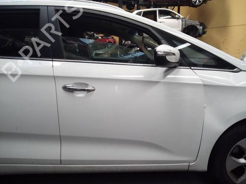 Used Right front door KIA CARENS IV 1.7 CRDi (116 hp) 8488152