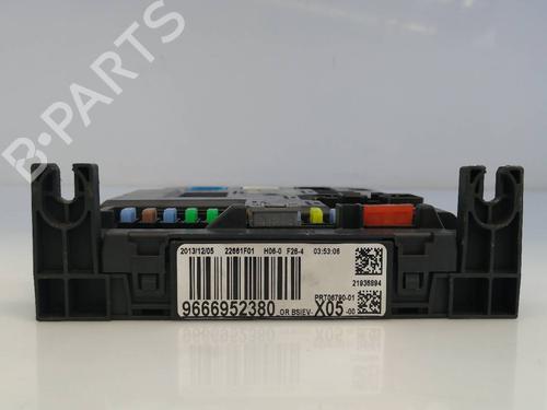 Fuse box CITROËN C3 Picasso (SH_)  | BP8047988E1 