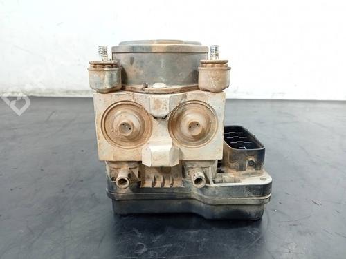 Used ABS pump TOYOTA HILUX VII Pickup (_N1_, _N2_, _N3_) [2004-2016]  11410832