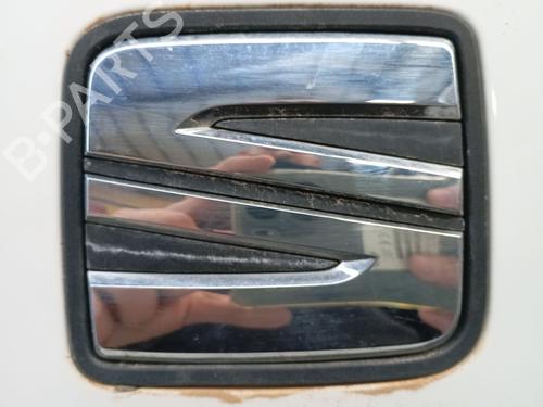 Used Tailgate handle SEAT IBIZA V (KJ1, KJG) 1.0 MPi (80 hp) 30881264