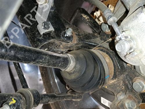 Drivaksel fortil venstre KIA STONIC (YB) 1.2 CVVT (84 hp) 30597832