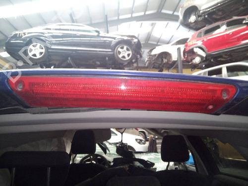 Used Third brake light FORD FOCUS III 1.5 TDCi (120 hp) 9267894