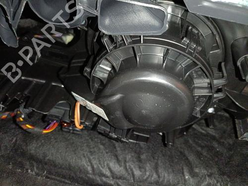 Used Heater blower motor SKODA KAMIQ (NW4) 1.5 TSI (150 hp) 28691149