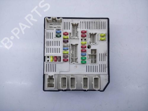 Fuse box RENAULT MEGANE III Hatchback (BZ0/1_, B3_)  | BP22715642E1 