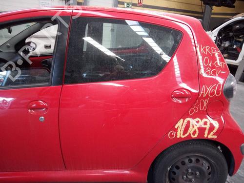 Dør venstre bak TOYOTA AYGO (_B1_) 1.0 (KGB10_, KGB10R) (68 hp) 13076793