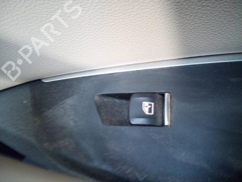 Used Right front window switch BMW X3 (G01, F97, G08) xDrive 20 d (190 hp) 17011608