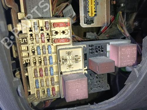 Used Fuse box Fuse box RENAULT MASTER III Platform/Chassis (EV, HV, UV) 2.3 dCi 125 FWD (EV0C, EV0D, EV0J, HV0C, HV0D, HV0H,... (125 hp) 36773993 36773993
