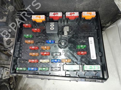 Used Fuse box VW TIGUAN (5N_) [2007-2018]  23577918
