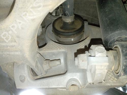 Used Left rear steering knuckle JAGUAR F-PACE (X761) 3.0 SDV6 AWD (300 hp) 31065266