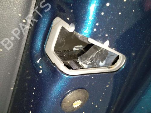 Used Rear right lock VW TIGUAN (AD1, AX1) 1.5 TSI (150 hp) 31331444