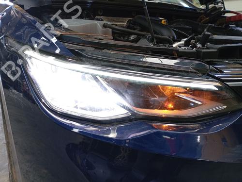Used Right headlight Right headlight VW GOLF VIII (CD1, DA1) 1.0 eTSI (110 hp) 36466410 36466410