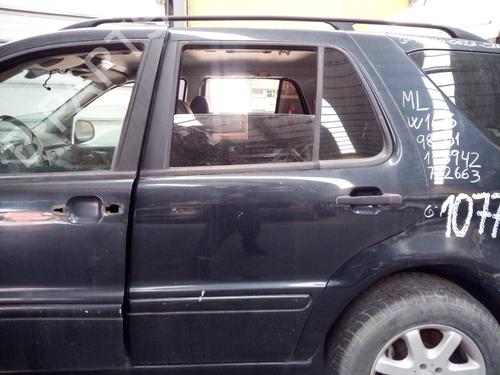 Used Left rear door MERCEDES-BENZ M-CLASS (W163) [1998-2005]  13613112