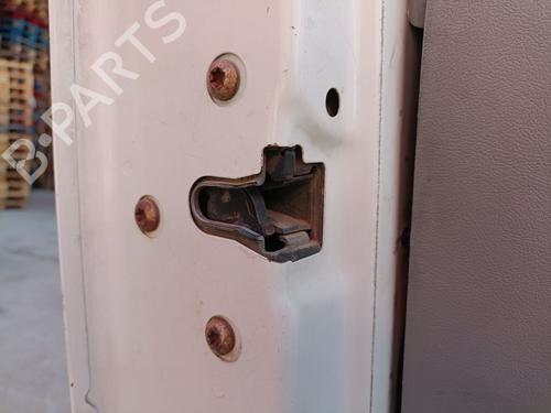 Used Front left lock PEUGEOT BOXER Van 2.2 HDi 100 (101 hp) 28035406