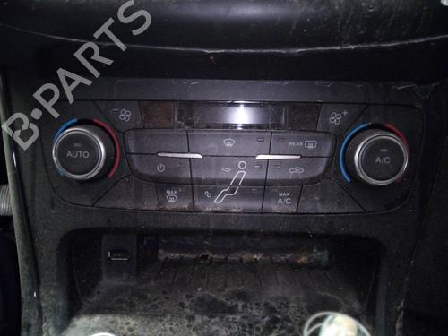 Used Climate control FORD FOCUS III 1.5 TDCi (120 hp) 9267895