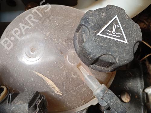 Used Expansion tank PEUGEOT 208 I (CA_, CC_) 1.2 THP 110 (110 hp) 28051992