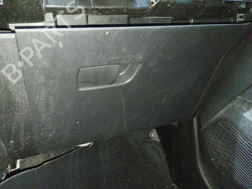 Handskerum RENAULT CLIO V (B7_) 1.0 LPG (B7MT) (101 hp) 31885752