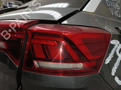 Used Right taillight VW T-ROC (A11, D11) 1.5 TSI (150 hp) 32997742