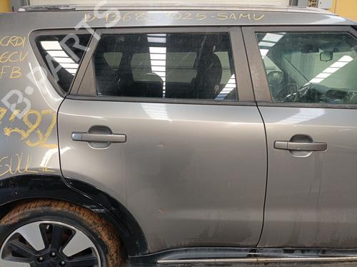 Used Right rear door KIA SOUL II (PS) 1.6 CRDi 136 (136 hp) 29977217