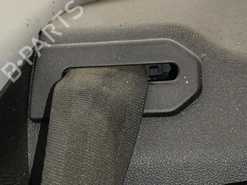 Sikkerhedssele bag højre Sikkerhedssele bag højre 39613029 39613029