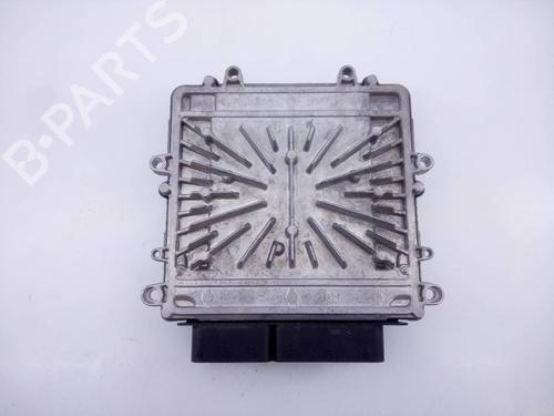 Used Engine control unit (ECU) VOLVO XC70 II (136) D5 AWD (205 hp) 12494160