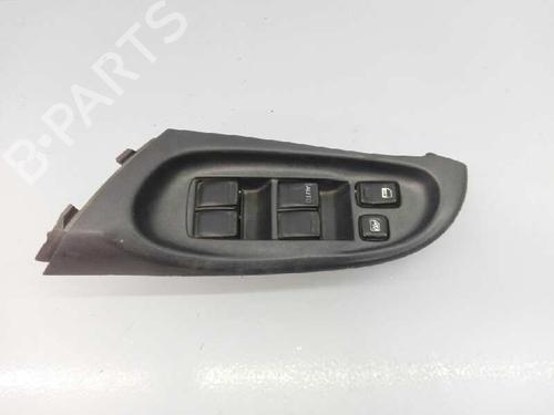 Used Left front window switch NISSAN ALMERA II (N16) 2.2 Di (110 hp) 3206557