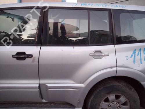 Used Left rear door MITSUBISHI PAJERO III (V7_W, V6_W) 3.2 Di-D (V68W) (160 hp) 16634592