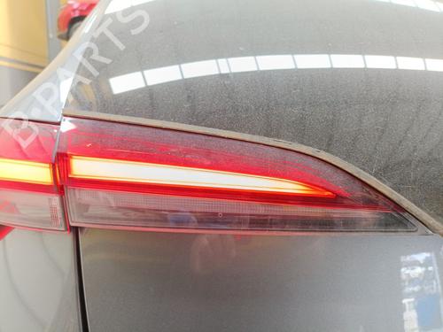 Venstre baglygte bagklap Venstre baglygte bagklap SKODA SCALA (NW1) 1.0 TSI (110 hp) 34518906 34518906