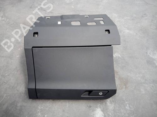Used Glove box AUDI Q3 Sportback (F3N) 45 TFSI e (245 hp) 18961702
