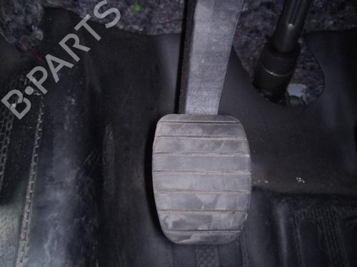 Clutch pedal DACIA LOGAN Pickup (US_) 1.5 dCi BP13045523I13