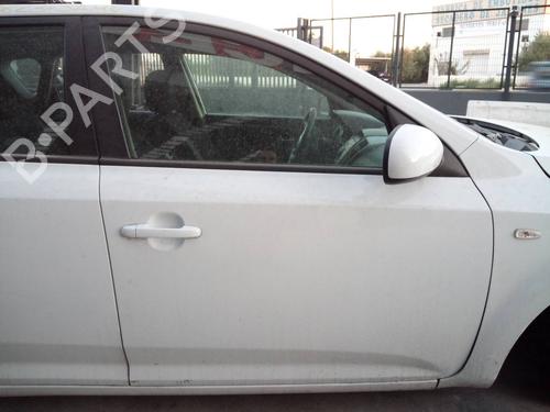 Used Right front door KIA CEE'D Hatchback (ED) 1.6 CRDi 128 (128 hp) 15512963