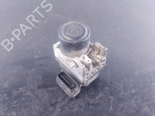 Bremsaggregat ABS für LEXUS IS II (_E2_) 220d (ALE20) (177 hp) 31952573