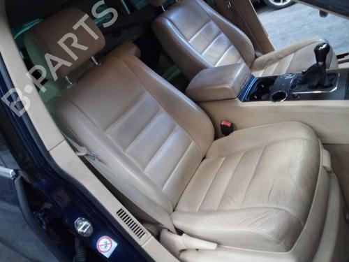 Cinto de segurança traseiro esquerdo VW TOUAREG (7LA, 7L6, 7L7) 2.5 R5 TDI | BP7629666I29 