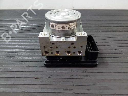 Used ABS pump MITSUBISHI OUTLANDER III (GG_W, GF_W, ZJ, ZL, ZK) 2.0 4WD (GF7W) (150 hp) 3251192