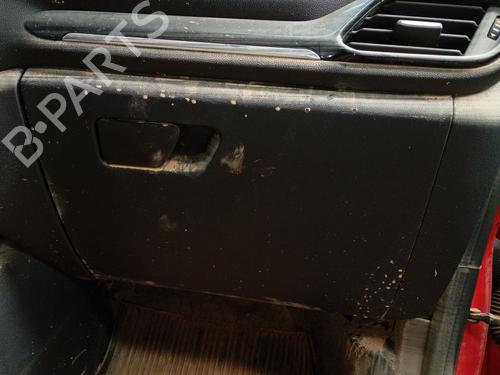 Used Glove box FORD FIESTA VII (HJ, HF) 1.1 Ti-VCT (86 hp) 31049354