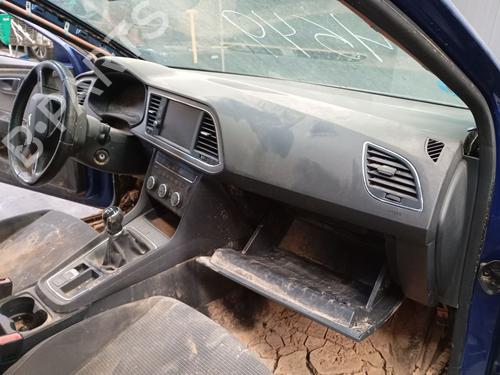 Used Dashboard SEAT LEON ST (5F8) 1.4 TGI (110 hp) 32000993