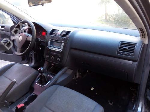Sikkerhedssele foran højre VW JETTA III (1K2) 1.9 TDI | BP8719866I25 