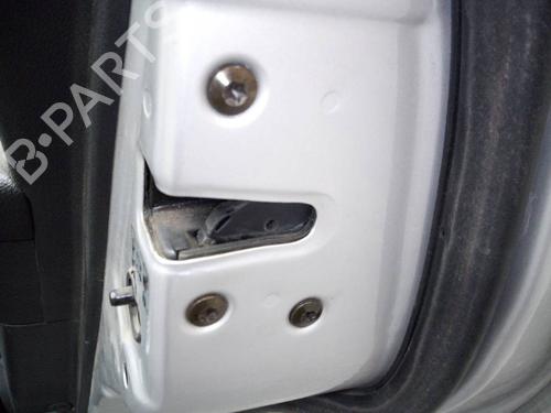 Used Rear right lock KIA SPORTAGE II (JE_, KM_) 2.0 CRDi 4WD (140 hp) 8363177