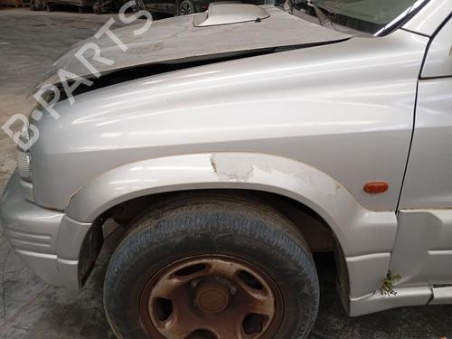 Forskærm venstre Forskærm venstre SUZUKI GRAND VITARA I (FT, HT) 2.0 TD 4x4 (SQ420D) (87 hp) 34439374 34439374