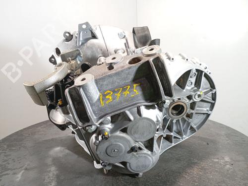 Used Gearbox MERCEDES-BENZ SPRINTER 3,5-t Van (B907, B910) eSPRINTER (910.633) (116 hp) 27624157