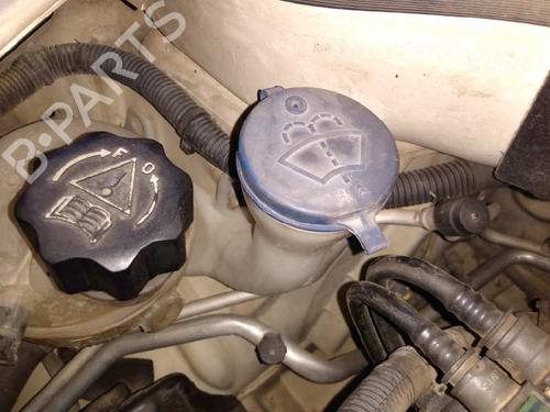 Used Windscreen washer tank CITROËN C3 Pluriel (HB_) 1.4 HDi (68 hp) 7415072