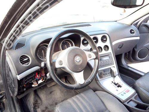 Right front fog light ALFA ROMEO 159 Sportwagon (939_) 2.4 JTDM (939BXD1B, 939BXD12) | BP16760637C31 
