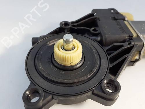 Right front window motor FORD FIESTA VI (CB1, CCN) 1.4 TDCi | BP8667889E20 