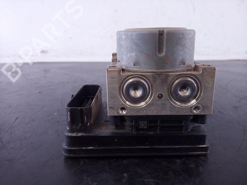 Used ABS pump BMW X1 (F48) sDrive 18 d (150 hp) 23038388